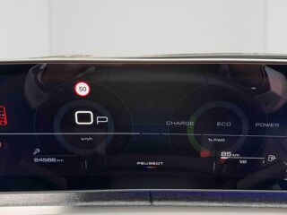 5008 Hybrid 145ch Allure e-DCS6 / Pack vision 360 & drive assist 2025 occasion 28500 Vernouillet