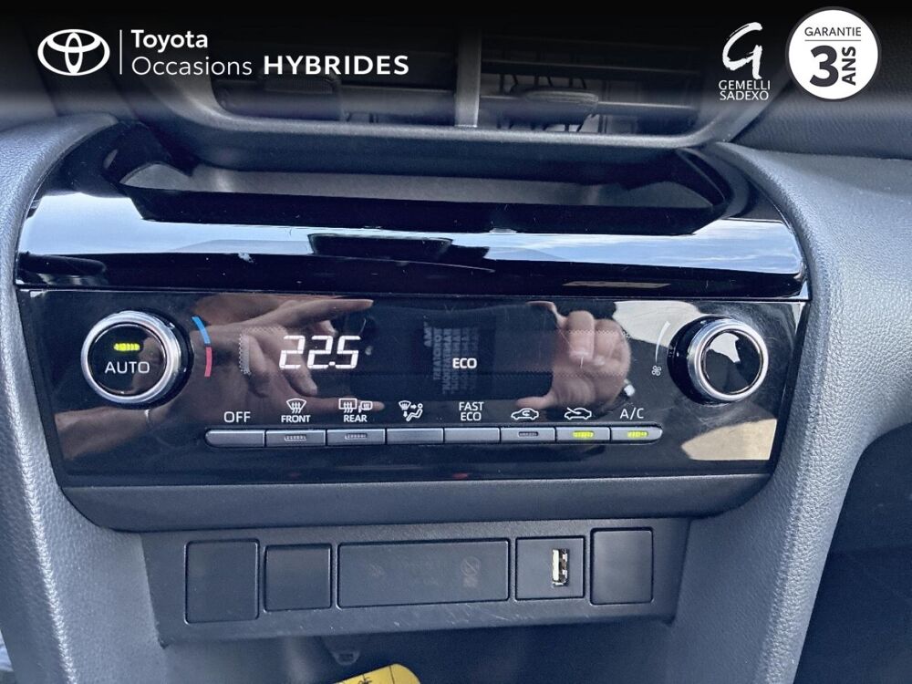 Yaris Cross 116h Design MY22 2023 occasion 84100 Orange