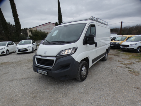Peugeot Boxer 330 L1H1 2.2 HDI 110 CONFORT 2015 occasion CHATEAUNEUF DU RHONE 26780
