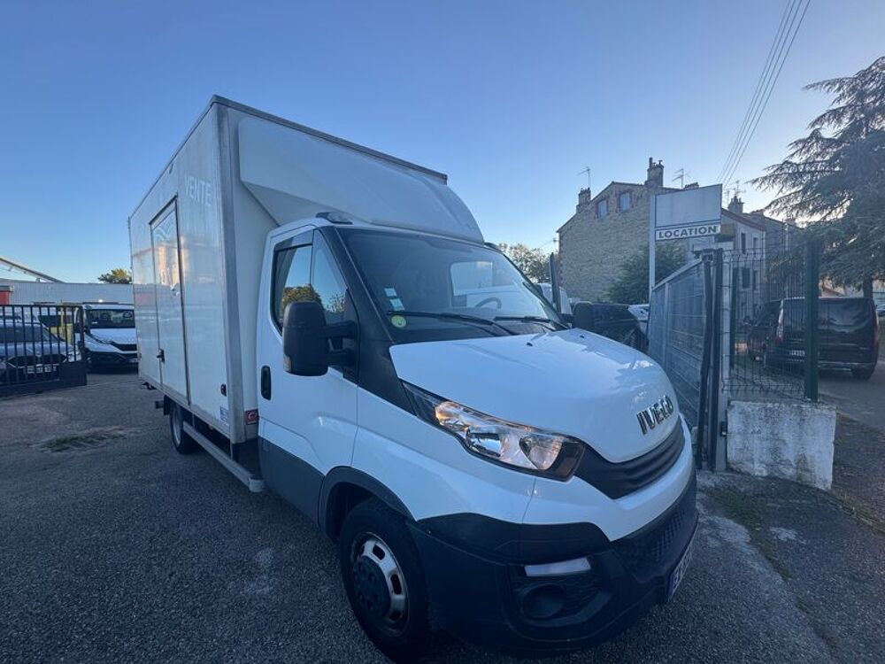 Daily 35C14 CAISSE HAYON PX 14000&curren; HT 2018 occasion 42000 Saint-&Eacute;tienne