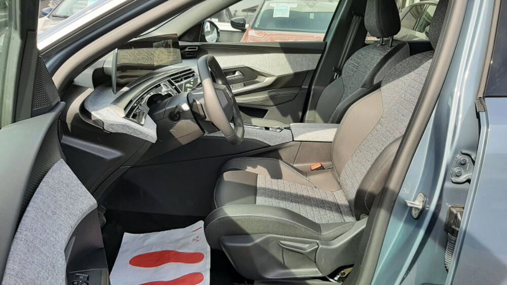 5008 HYBRID 136CH ALLURE E-DCS6 2025 occasion 08000 Warcq