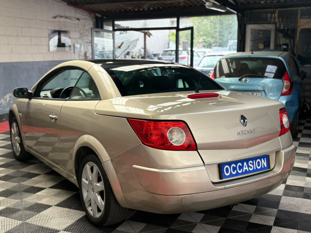 M&eacute;gane II CC 1.5 DCI 105CH FAP PRIVILEGE ECO&sup2; 2008 occasion 93130 Noisy-le-Sec