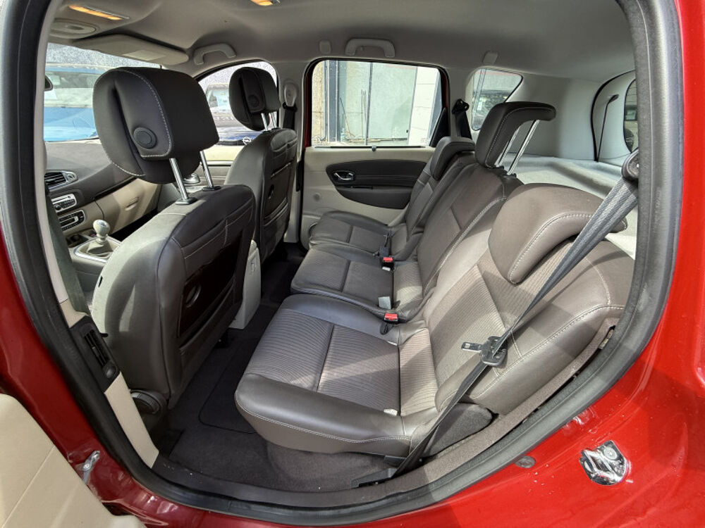 Sc&eacute;nic III 1.6 DCI 130CH ENERGY ECO&sup2; 2012 occasion 31140 Aucamville