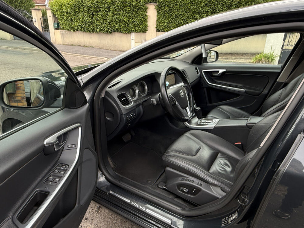 S60 D5 205CH SUMMUM GEARTRONIC 2011 occasion 95480 PIERRELAYE