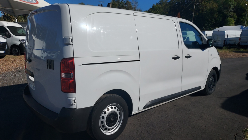 Scudo M 2.0 BLUEHDI 145CH PACK PREMIUM CONNECT 2024 occasion 60600 Clermont