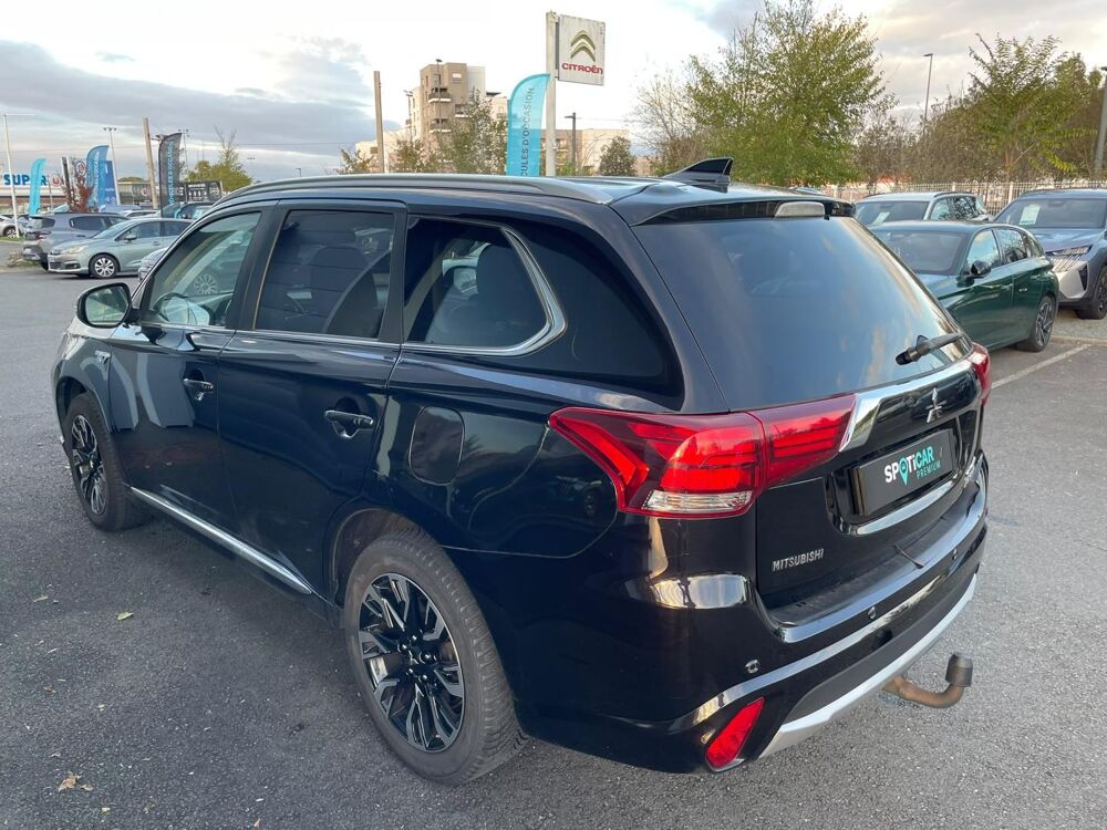 Outlander PHEV Hybride rechargeable 200ch Intense Style 2018 occasion 33320 Eysines