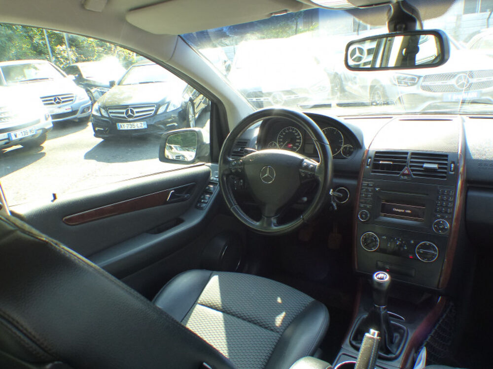 Classe A 180 CDI ELEGANCE CONTACT 2009 occasion 77144 Mont&eacute;vrain
