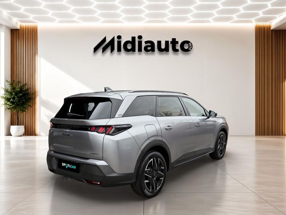 5008 Hybrid 145ch Allure e-DCS6 / Pack vision 360 & drive assist 2025 occasion 28500 Vernouillet