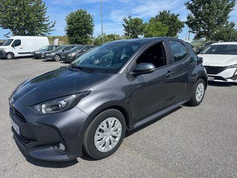 Toyota Yaris 116H DYNAMIC BUSINESS 5P + PROGRAMME BEYOND ZERO ACADEMY MY2 2022 occasion Br&eacute;tigny-sur-Orge 91220