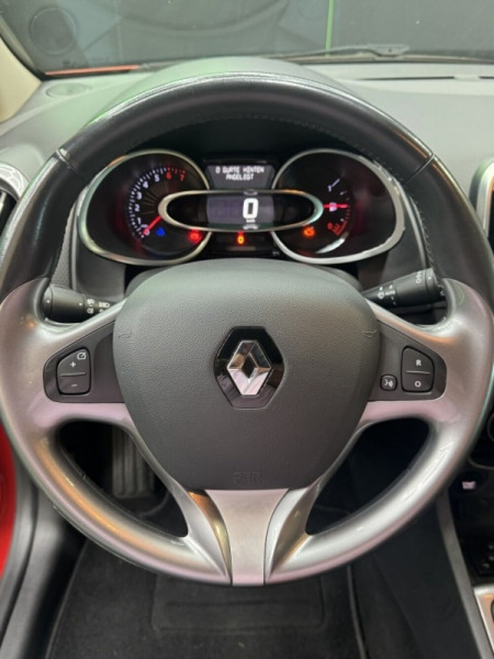 Clio IV 0.9 TCE 90CH ENERGY ICONIC EURO6 2015 2016 occasion 57185 CLOUANGE