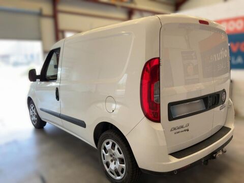 Doblo 1.6 Multijet 105ch Pack Professional Trio Nav 3 Places 2017 occasion 17450 Saint-Laurent-de-la-Pr&eacute;e