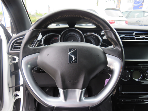 DS3 BLUEHDI 100CH CONNECTED CHIC S&S 2017 occasion 31600 Muret