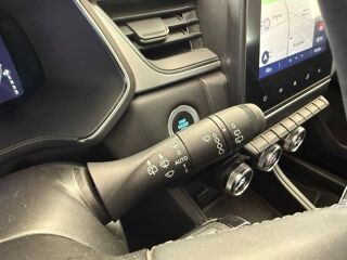 Captur 1.6 E-Tech hybride rechargeable 160ch Intens -21 2022 occasion 78860 ST NOM LA BRETECHE