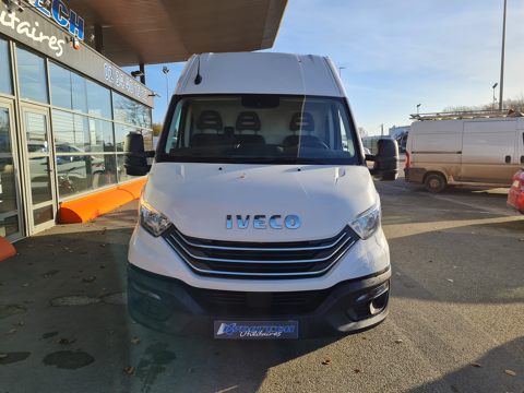 Daily 35S14 V12 2022 occasion 28630 Nogent-le-Phaye