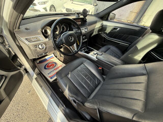 Classe E 250 CDI BE AVANTGARDE EXECUTIVE 7GTRO+ 2013 occasion 31140 Aucamville