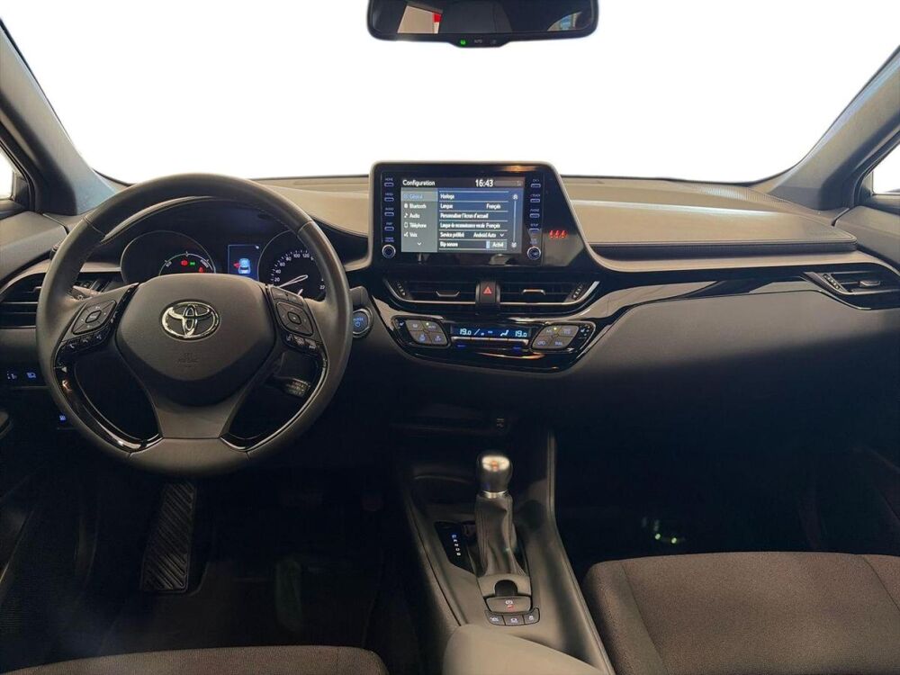 C-HR 1.8 Hybride 122ch Dynamic Ultimate E-CVT 2023 occasion 13300 Salon-de-Provence