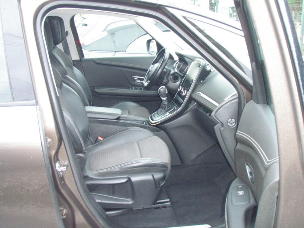 Grand scenic IV 1.5 DCI 110 ENERGY BUSINESS INTENS EDC 7 PL 2018 occasion 93220 Gagny