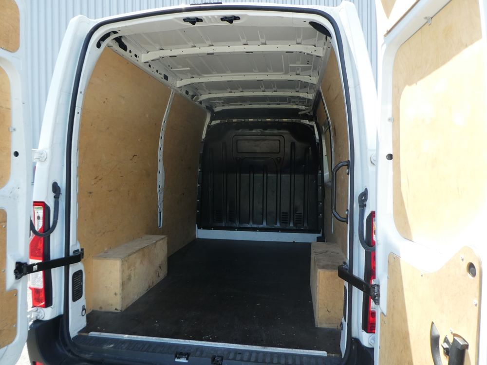 Master F3300 L2H2 2.3 BLUE DCI 150CH GRAND CONFORT EURO6 BVR 2023 occasion 77100 Nanteuil-l&egrave;s-Meaux