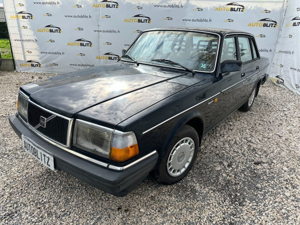 240 Volvo 2.3 essence CT OK 1988 occasion 59112 Annullin