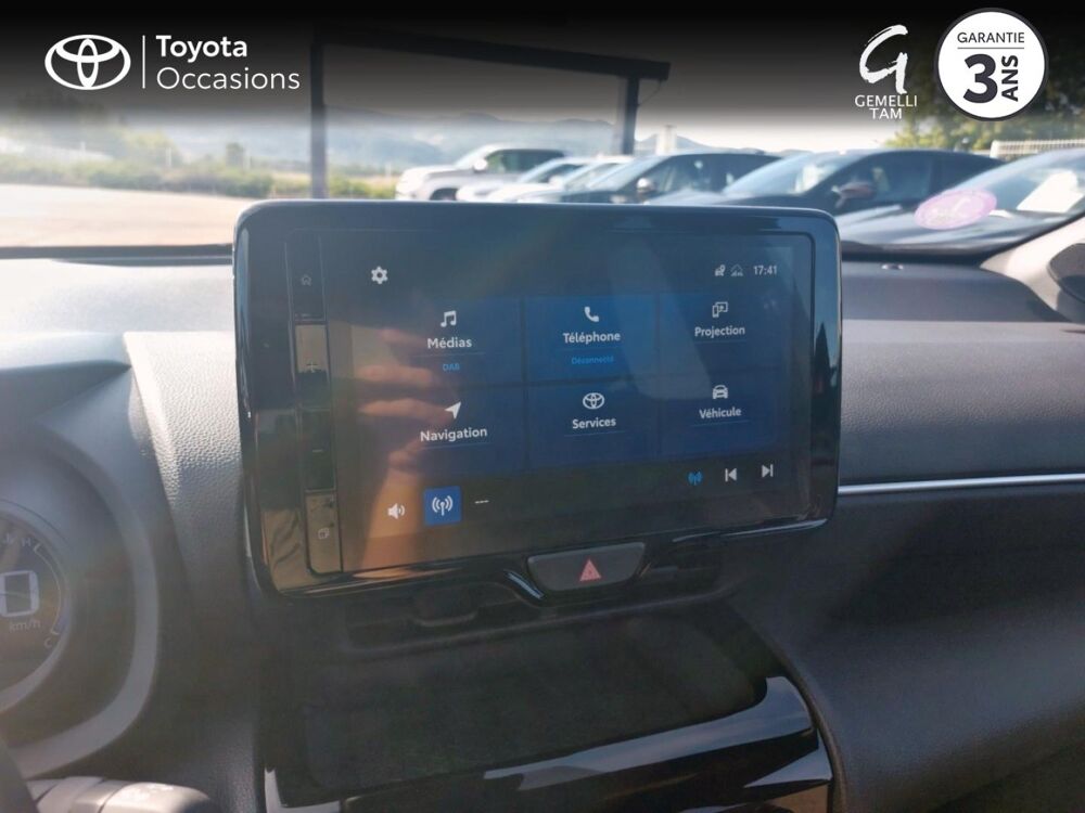 Yaris Cross 116h Design MY22 2023 occasion 26200 Mont&eacute;limar