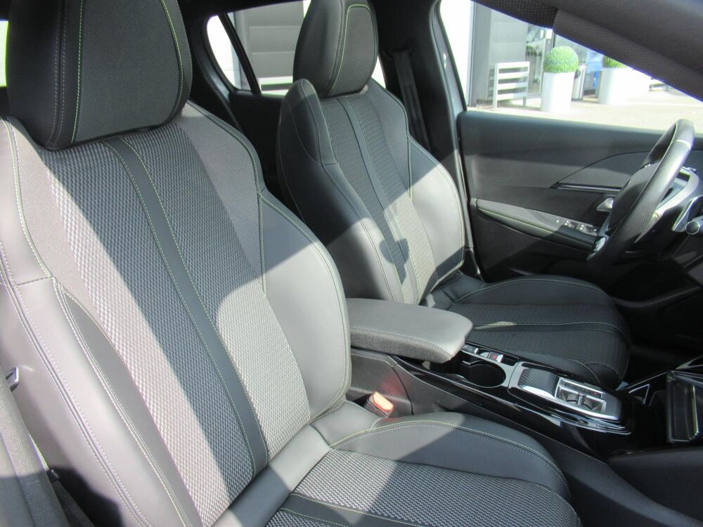 208 1.2 Hybrid 136ch GT e-DCS6 2024 occasion 91650 BREUILLET