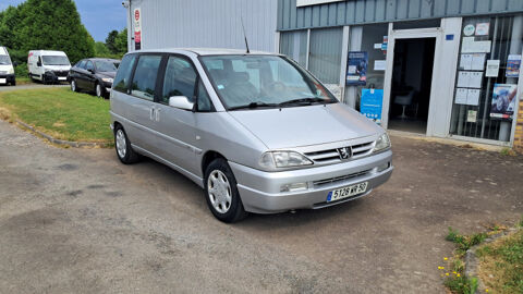 806 2.0 HDI110 ST PACK 7PLACES 2000 occasion 50720 Barenton