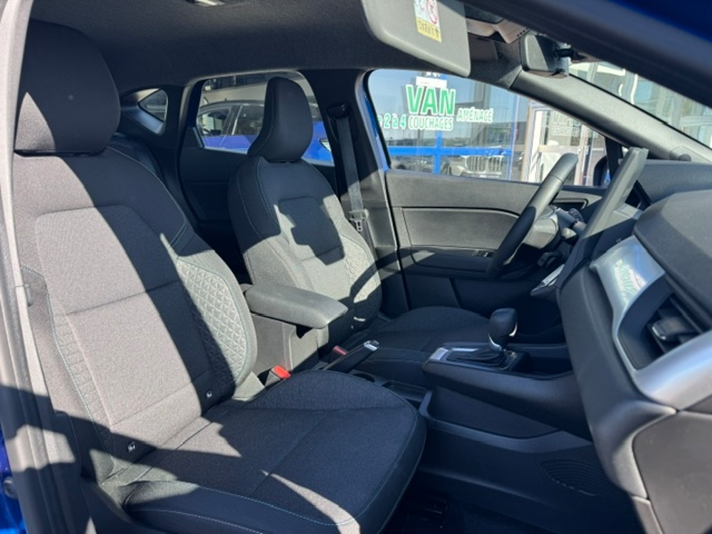 Captur 1.6 E-TECH FULL HYBRID 145CH EVOLUTION 2025 occasion 16400 Puymoyen