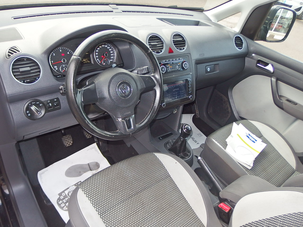 Caddy 1.6 TDI 102CH BLUEMOTION TECHNOLOGY CONFORTLINE 2013 occasion 10600 Savi&egrave;res