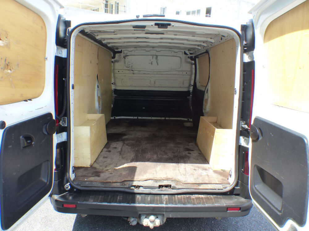 Trafic L2H1 1200 1.6 DCI 95CH CONFORT EURO6 2017 occasion 77144 Mont&eacute;vrain