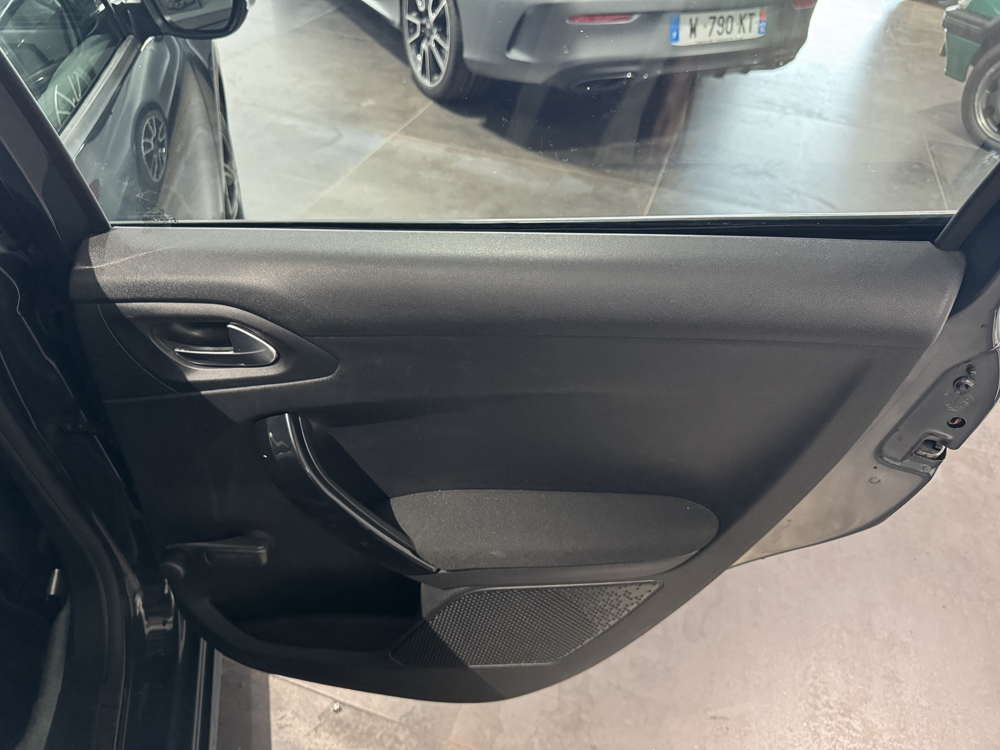 208 1.6 BLUEHDI 75CH PLB AUTO 2017 occasion 12000 RODEZ