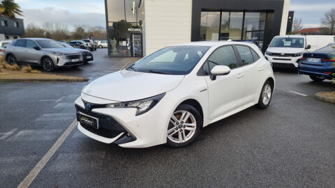 Toyota Corolla 122H DYNAMIC BUSINESS MY20 2020 occasion Pornic 44210