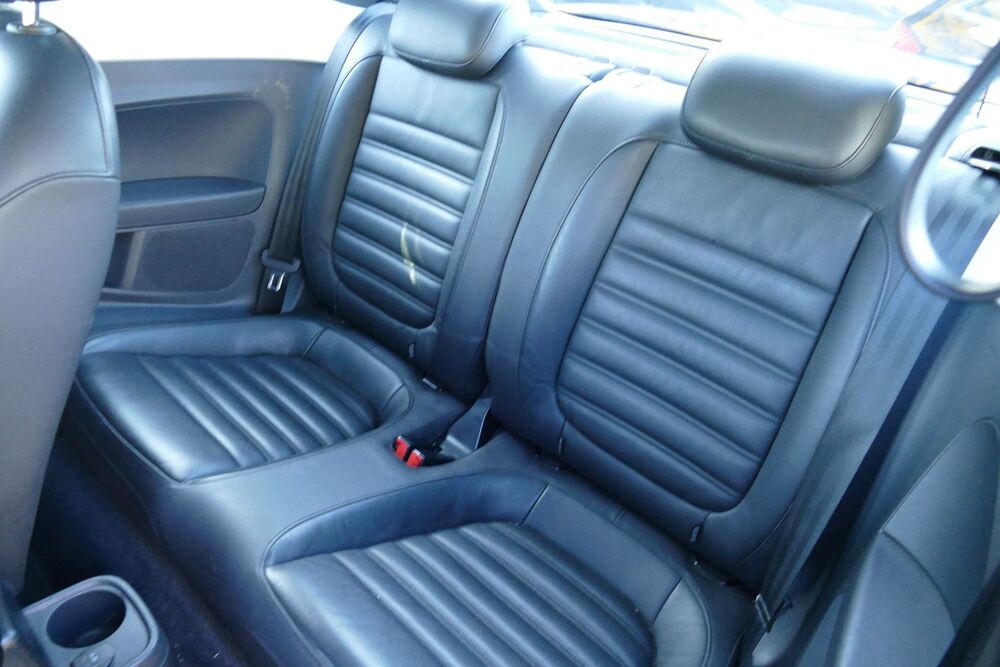 COCCINELLE II 2.0 TSI 200CH SPORT DSG6 2011 occasion 22100 Dinan