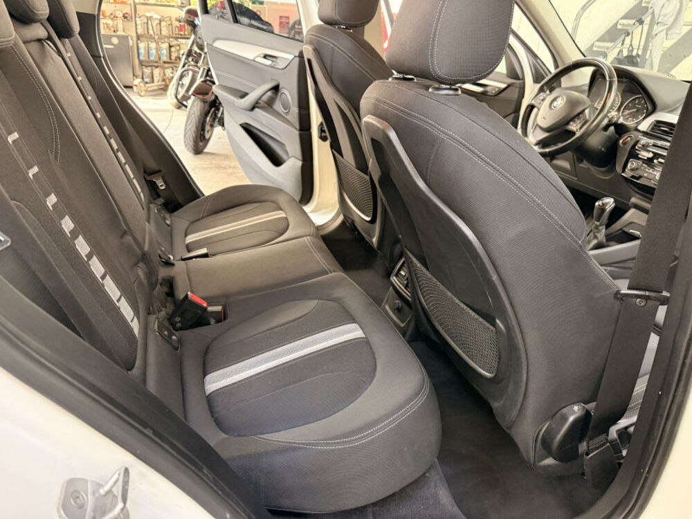 X1 (F48) XDRIVE18D 150CH LOUNGE 2016 occasion 38920 Crolles
