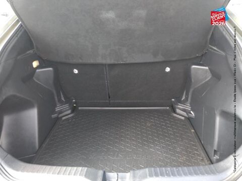 Yaris Cross 116h Design MY22 2023 occasion 25000 Besan&ccedil;on