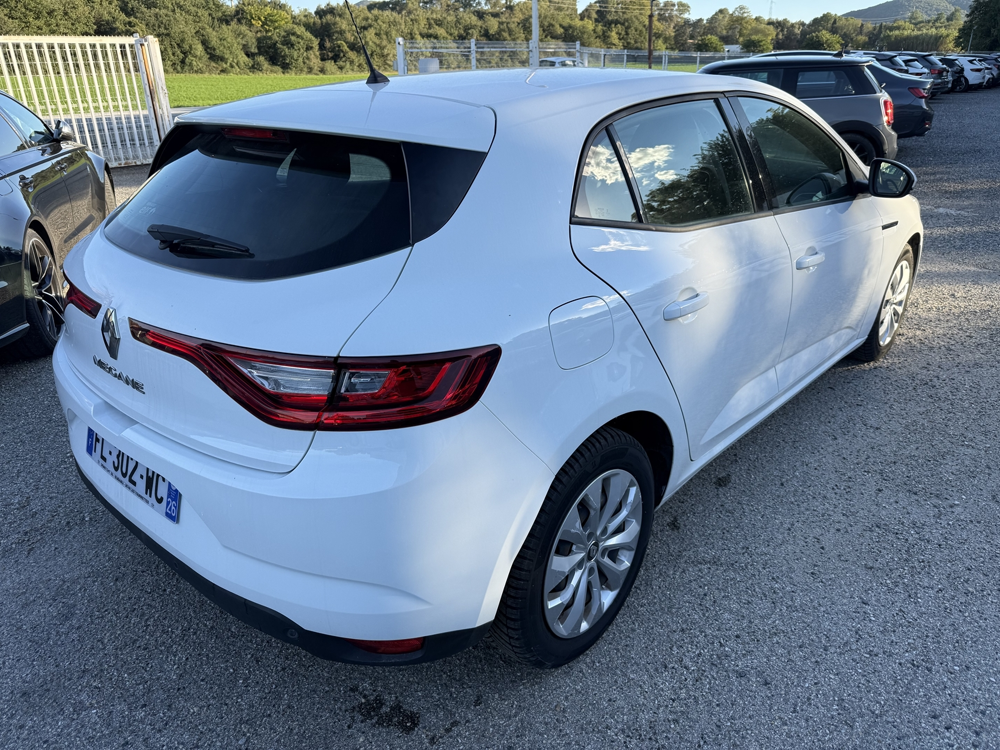 Megane IV 1.5 BLUE DCI 115CH BUSINESS 2019 occasion 26740 Les Tourrettes