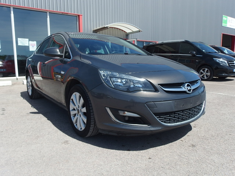 Opel Astra 1.6 CDTI 110CH ECOFLEX COSMO START&STOP 2015 occasion Savi&egrave;res 10600