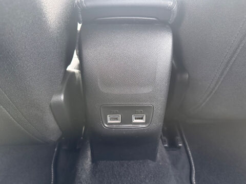 2008 1.2 ESSENCE 100CH S&S ALLURE / SUIVI PEUGEOT / PREMIERE MAIN 2023 occasion 38130 ECHIROLLES