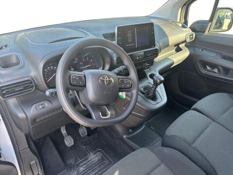 Proace Medium 110 VVT-i Dynamic MC23 2024 occasion 13400 Aubagne