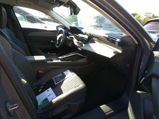 308 1.2 Hybrid 145ch Allure e-DCS6 / Pack Access + Pack vision 3 2026 occasion 28500 Vernouillet