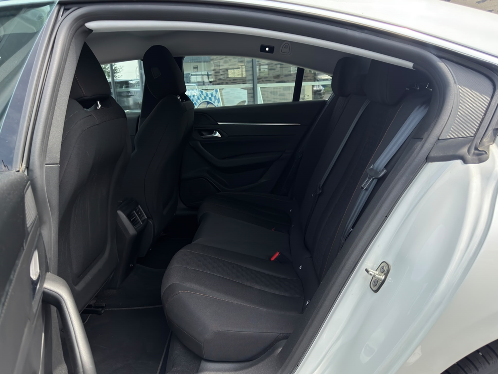 508 BLUEHDI 130CH S&S ACTIVE BUSINESS EAT8 2019 occasion 49070 Saint-L&eacute;ger-de-Lini&egrave;res