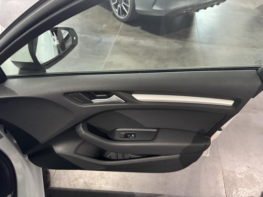 A3 1.6 TDI 105CH PLB AUTO 2013 occasion 12000 RODEZ