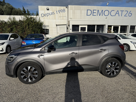 Captur 1.6 E-TECH HYBRIDE 145CH EVOLUTION 2023 occasion 26740 Les Tourrettes
