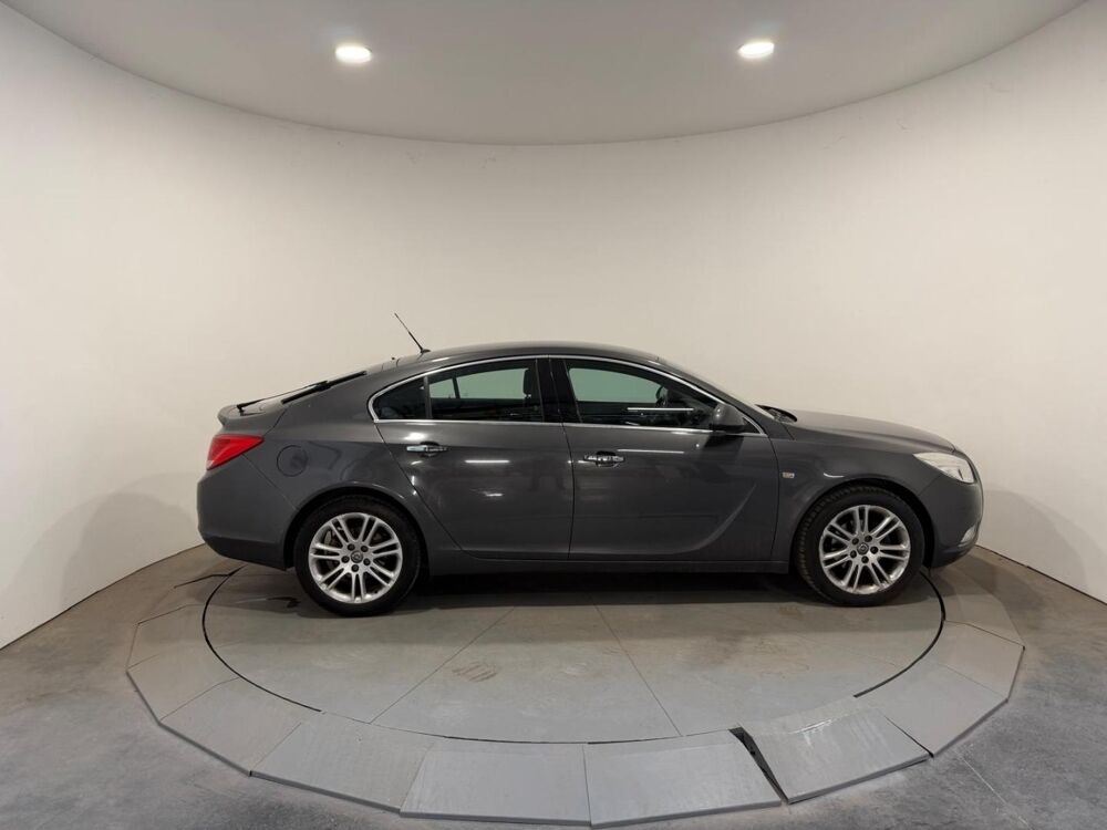 Insignia 2.0 CDTI130 FAP Cosmo Pack 5p 2009 occasion 78520 LIMAY