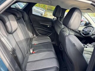 3008 HYBRID 225CH ALLURE PACK E-EAT8 2021 occasion 95310 Saint-Ouen-l'Aum&ocirc;ne
