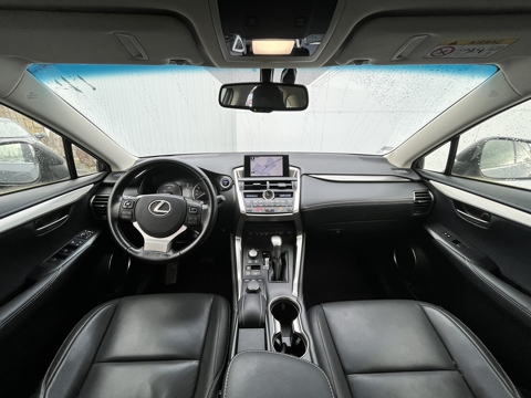 NX 300H 2WD PACK BUSINESS 2017 occasion 44190 Saint-Lumine-de-Clisson