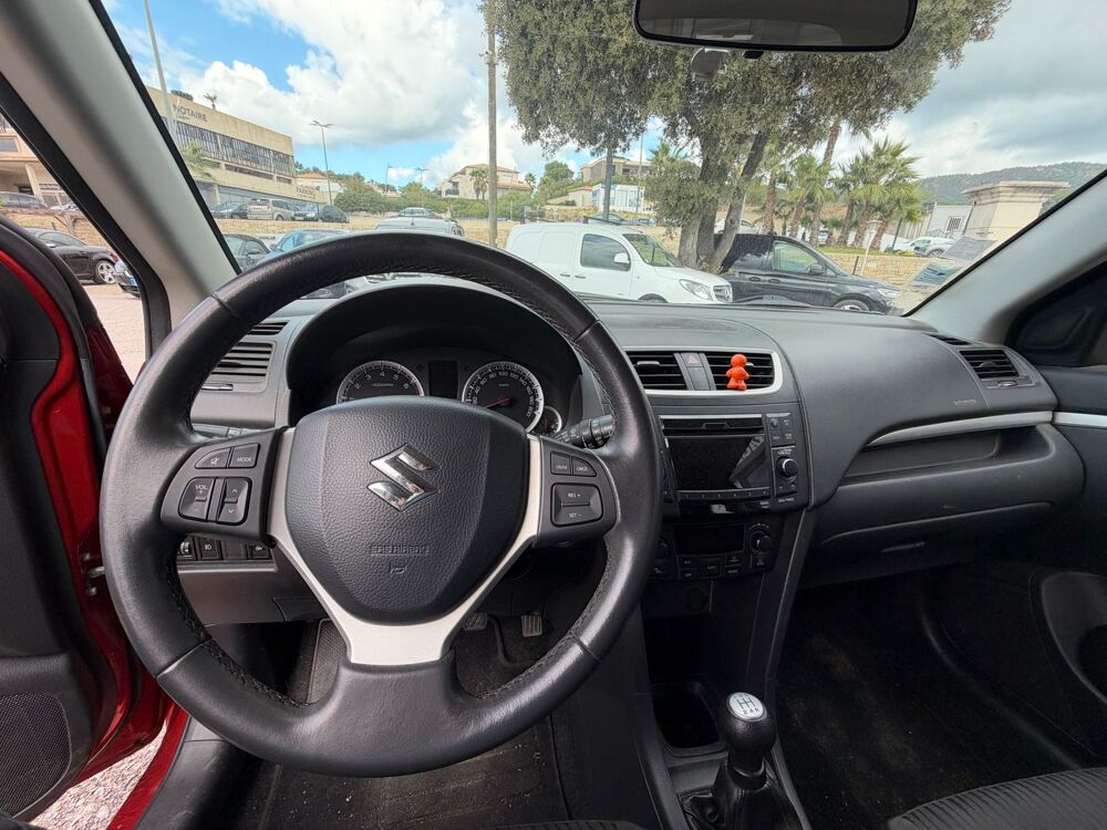Swift 1.2 VVT GLX 5P 2011 occasion 83120 Sainte-Maxime