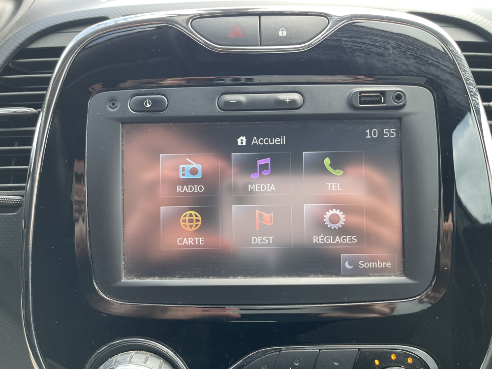 Captur 0.9 TCE 90CH STOP&START ENERGY INTENS ECO&sup2; EURO6 2015 occasion 33700 M&eacute;rignac