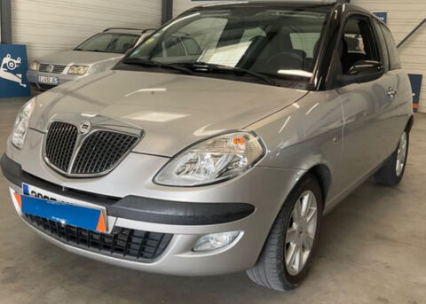 Lancia ypsilon 1.4 16V ORO B-COLORE DFS