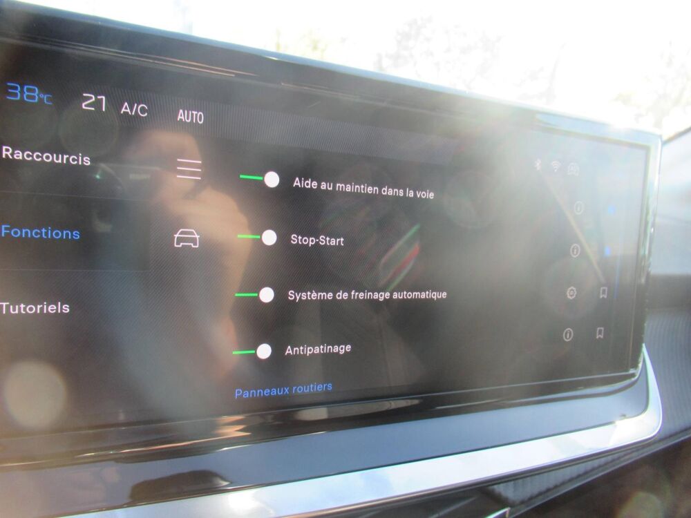 208 1.2 Hybrid 110ch Allure e-DCS6 2025 occasion 91650 BREUILLET