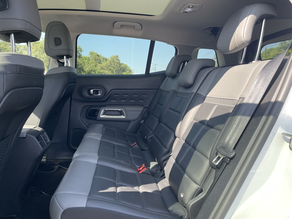 C5 aircross HYBRID 225CH SHINE E-EAT8 2022 occasion 33700 M&eacute;rignac
